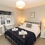 Holiday home Tilly's